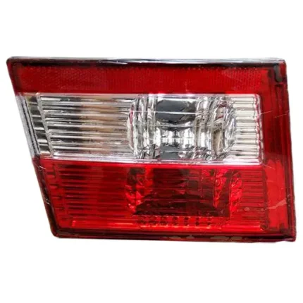چراغ عقب سمند LX گازارپلاست روی صندوق با سوکت (چپ)