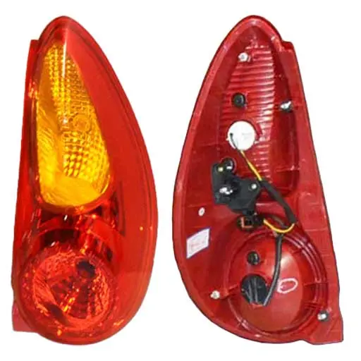 چراغ عقب ام وی ام 110S شرکتی (راست) چراغ عقب ام وی ام 110S شرکتی (راست)