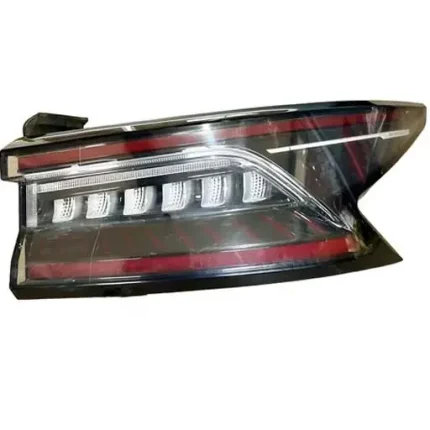 چراغ روی گلگیر عقب آریزو 8 شرکتی (راست)