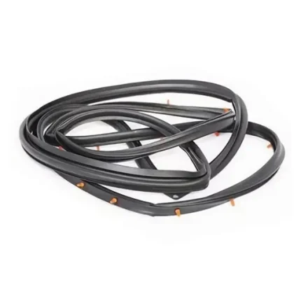 نوار دور درب‌ عقب‌ پراید 141 سایپا یدک (راست)‌ کد SK153-72-760B