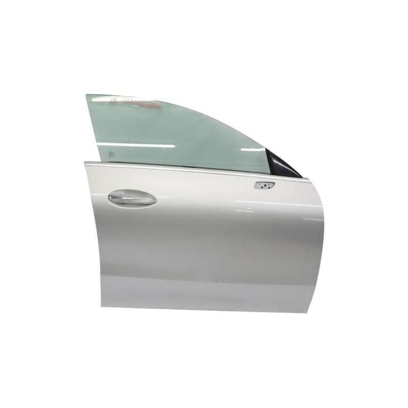 درب جلو راست سمت شاگرد بنز CLA45 اتاق C117 درب جلو راست سمت شاگرد بنز CLA45 اتاق C117