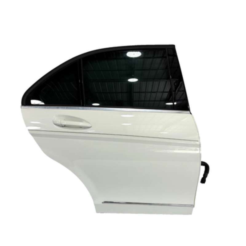 درب عقب راست سمت شاگرد بنز C250 اتاق W204 درب عقب راست سمت شاگرد بنز C250 اتاق W204