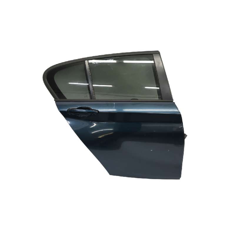 درب عقب راست سمت شاگرد بی ام و 750 اتاق F02 درب عقب راست سمت شاگرد بی ام و 750 اتاق F02