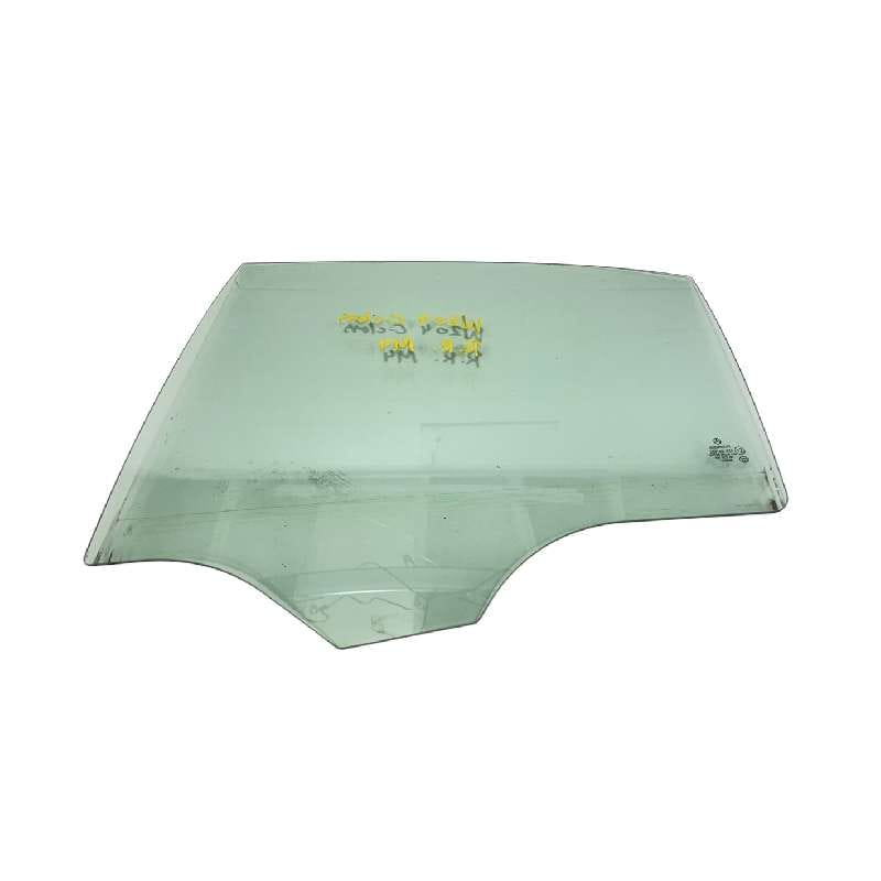 شیشه درب عقب راست بنز C250 اتاق W204 شیشه درب عقب راست بنز C250 اتاق W204