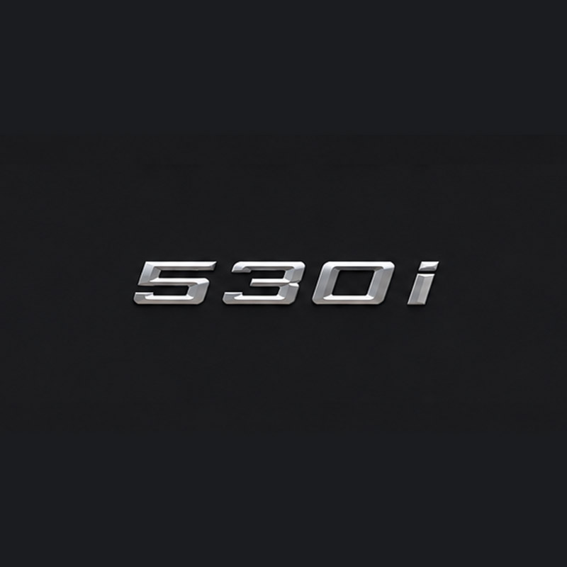 نوشته صندوق بی ام و 530 نوشته صندوق بی ام و 530
