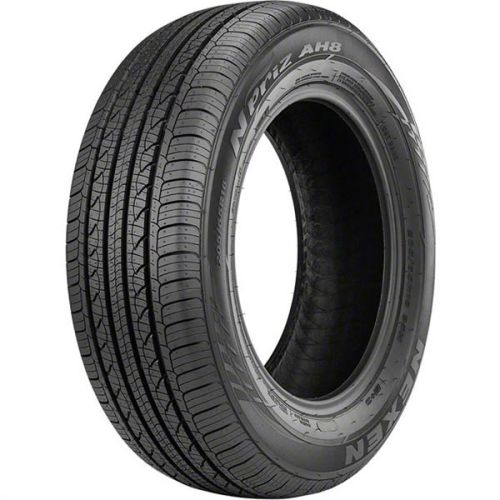 لاستیک 215/55R17 نکسنNPRIZ AH8