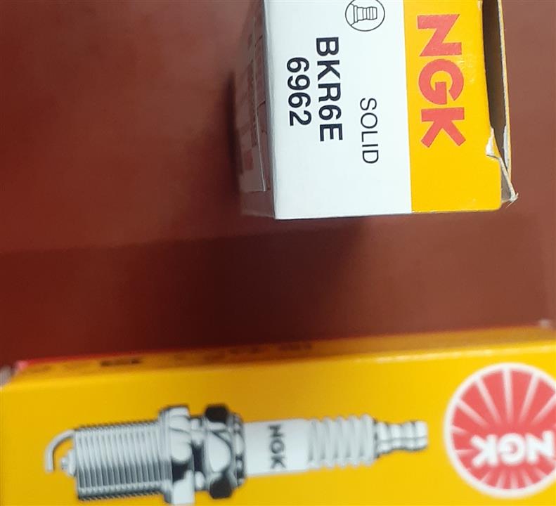 شمع موتور بنزینی پایه کوتاه ( ngk)تک پلاتین مناسب پژو ۴۰۵ ژاپنی