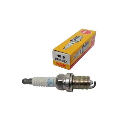 شمع موتور پایه کوتاه NGK کد 4619 بسته 4 عددی مناسب برای انواع پراید