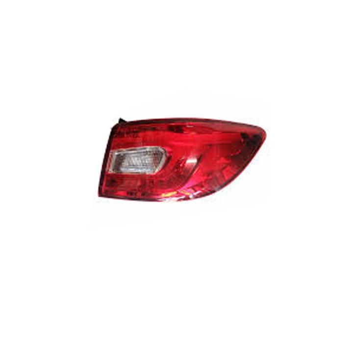 خطر عقب روی گلگیر چپ بسترن B30